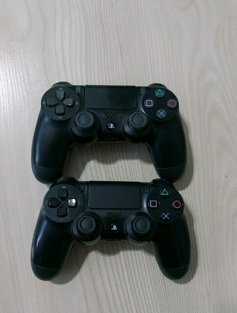 PlayStation , Xbox kollar