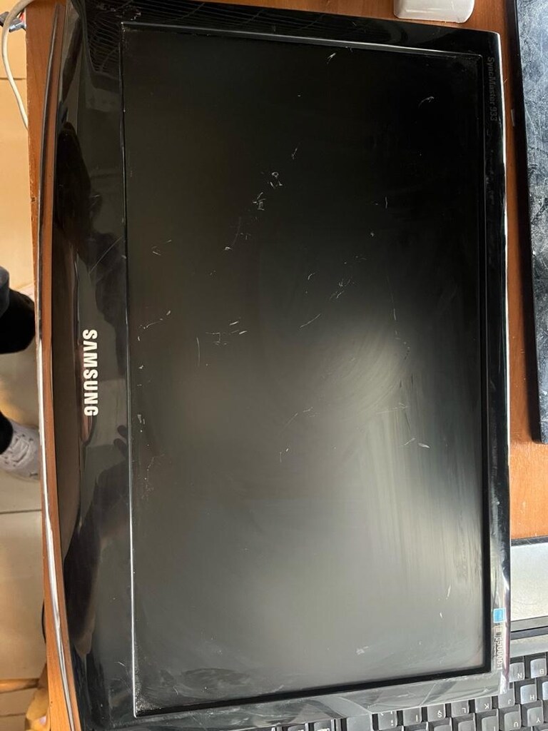 samsung 19’inc monıtor - 2