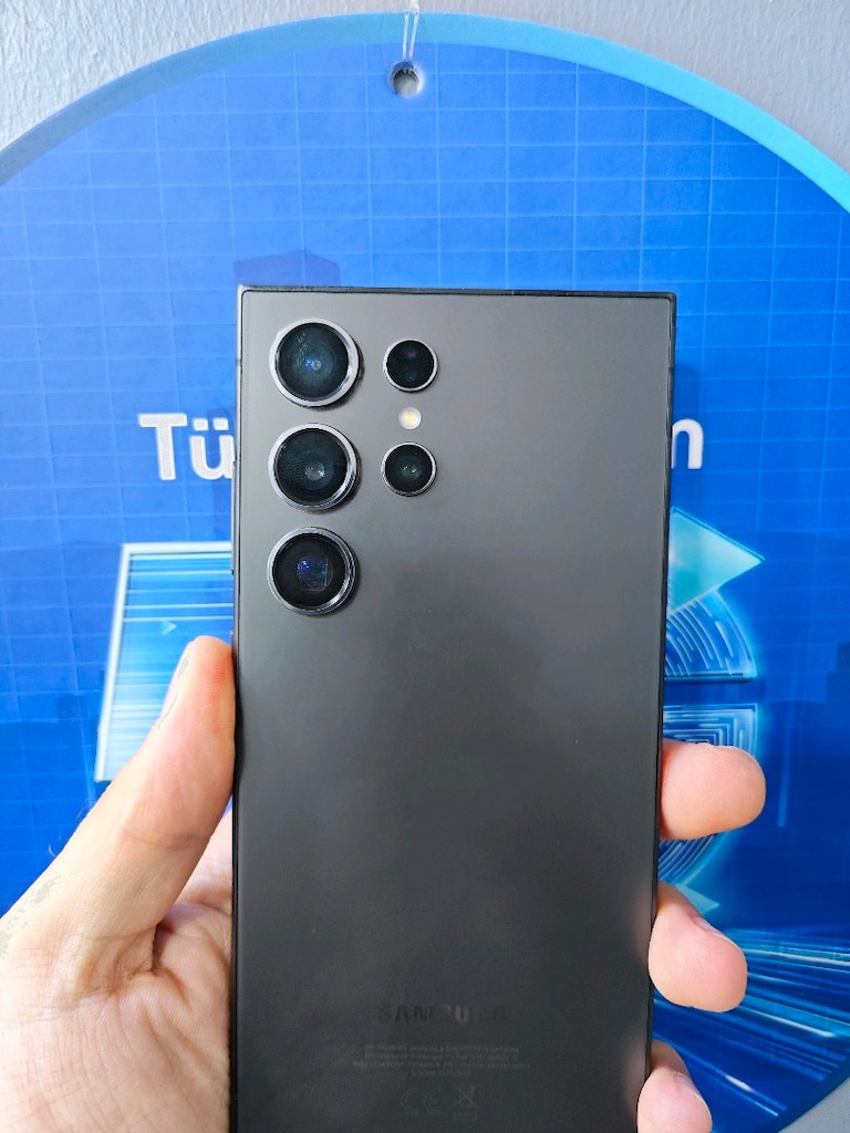 SAMSUNG S24 ULTRA - 2
