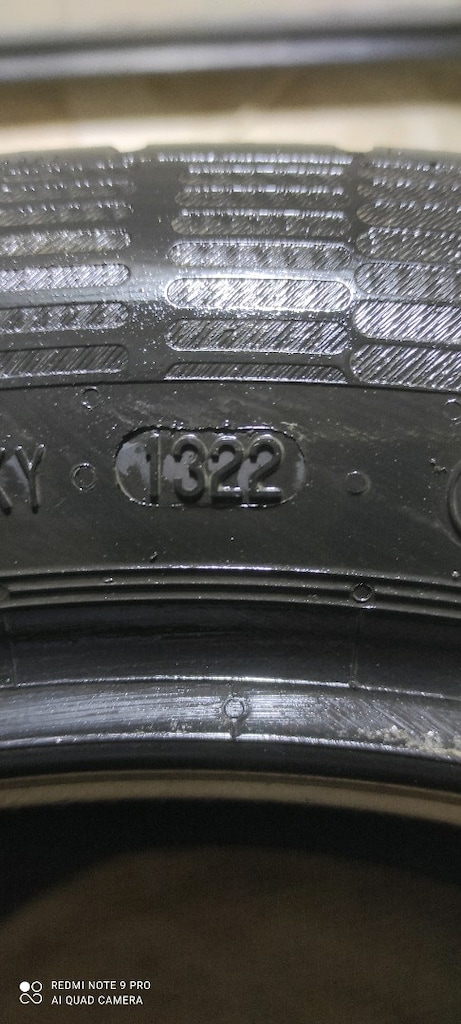 215/55/17 YAZLIK CONTİNENTAL DİŞ DERİNLİĞİ HARİKA 2 ADET TOPLAM 3150 t - 3
