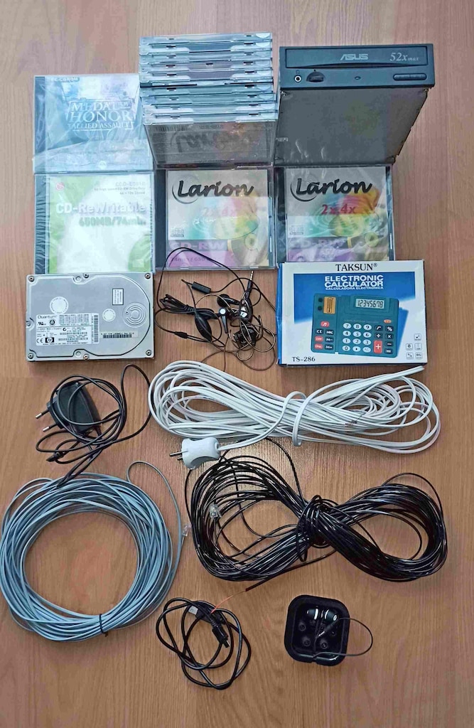 Bilgisayar Elektrik Telefon Malzeme Kutusu - Açıklamada İçerik - 2