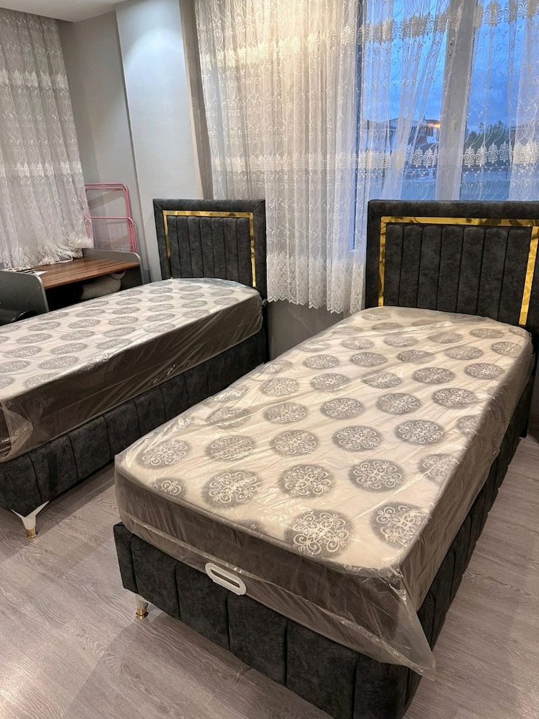 TEK KİŞİLİK BAZA BAŞLIK YATAK