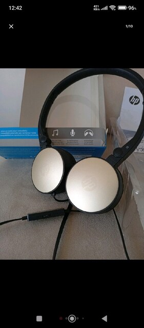 Hp, kablolu kulaklık. Kablosunda temassızlık var.
