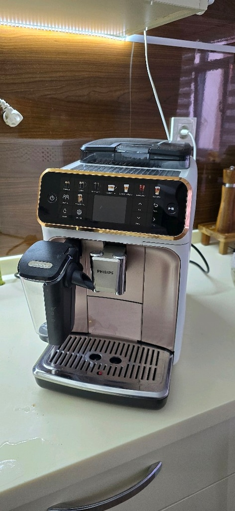 PHILIPS LATTE GO 5550 BEYAZ - 7