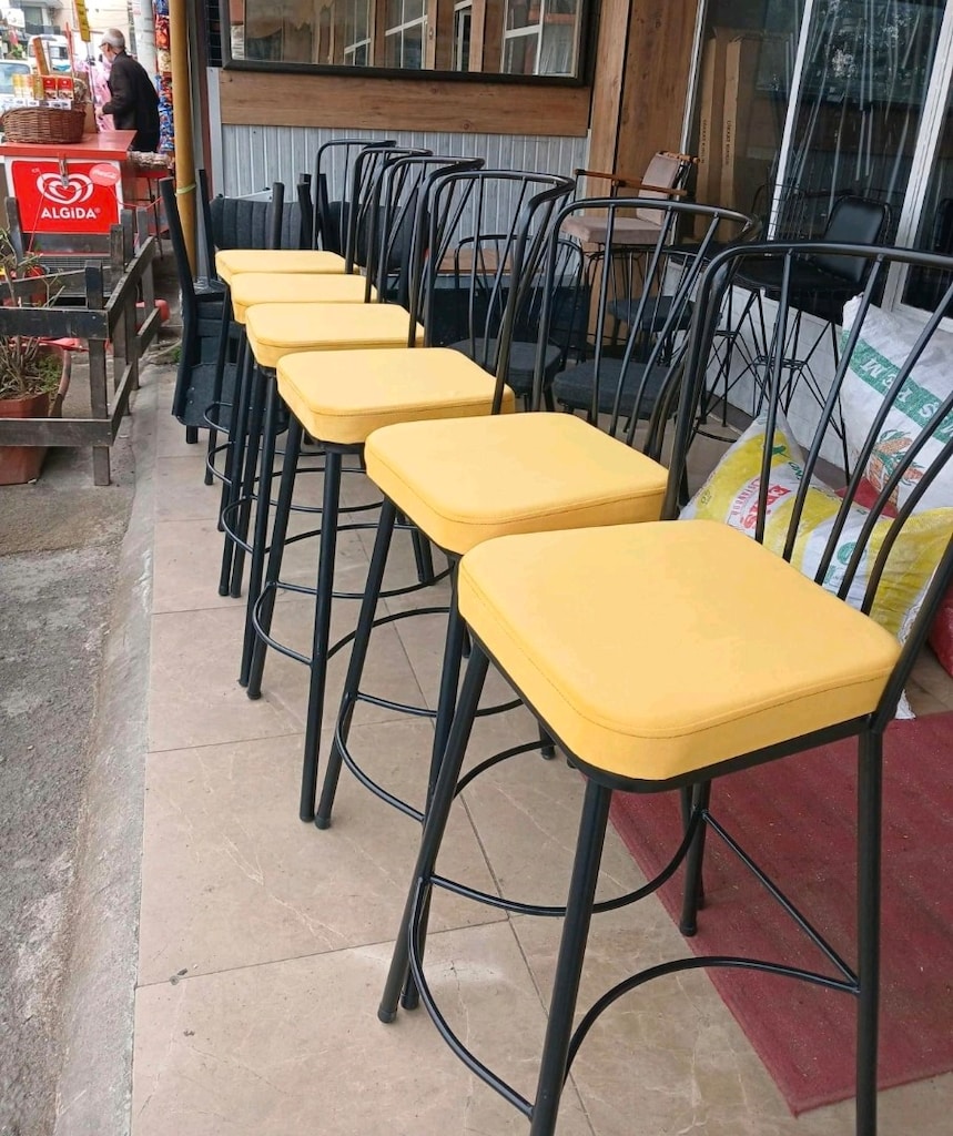 Bar Sandalyesi