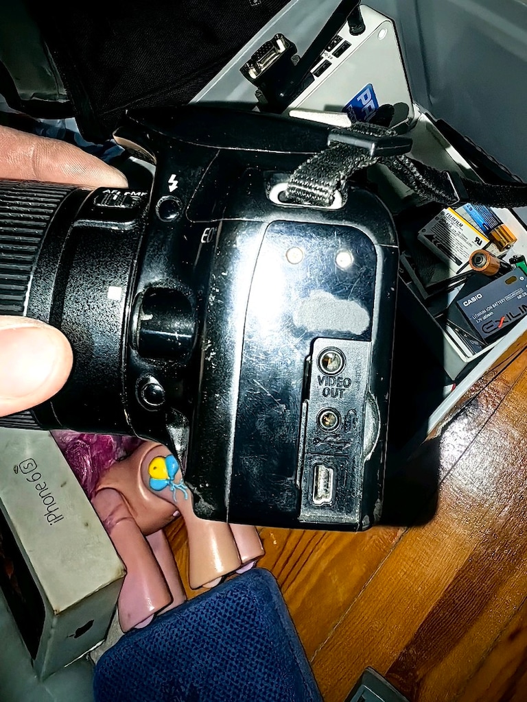 Canon d1000 fotoğraf makinası - 6