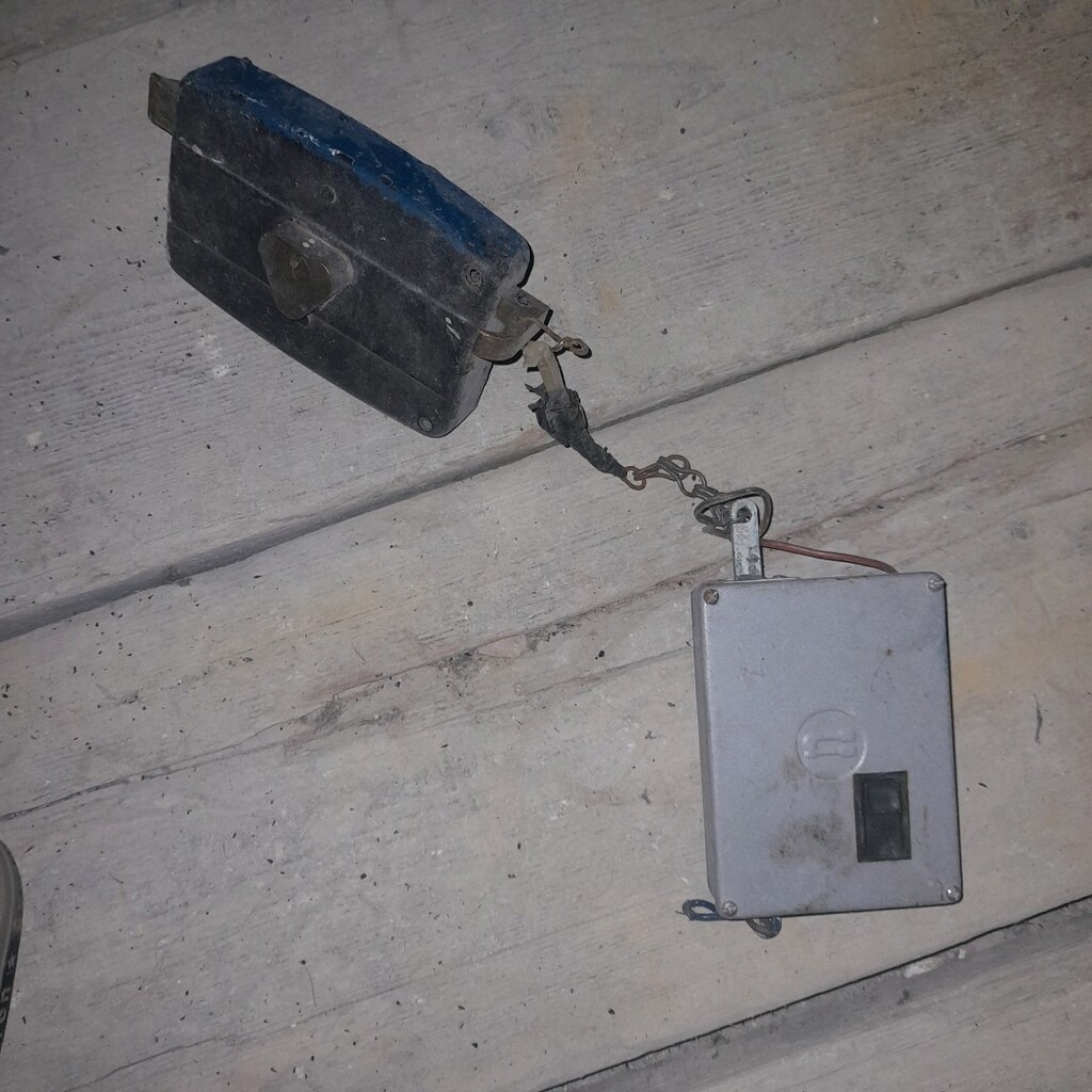 apartman kapı otomatik ve kilit - 3