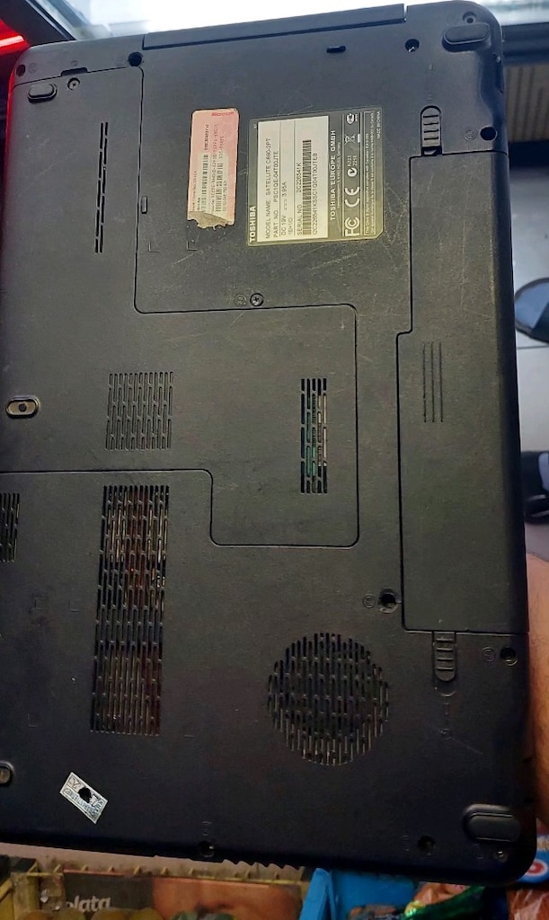 TOSHIBA SATELLITE C660 2PT LAPTOP - 5
