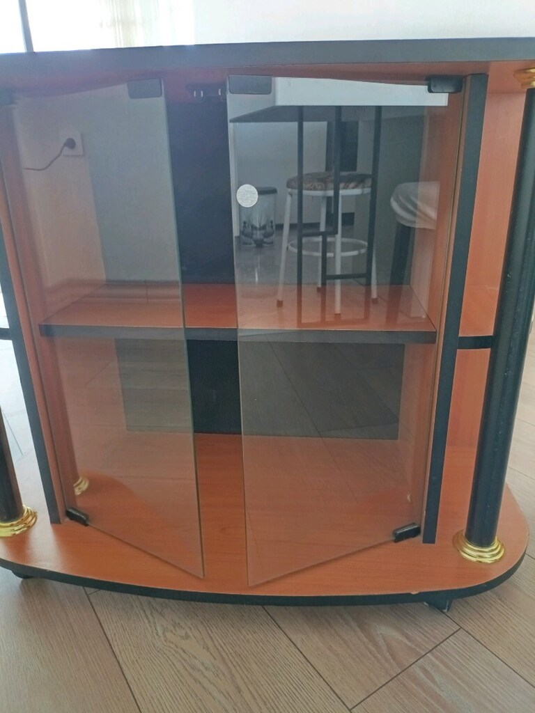 Televizyon sehpası - 11