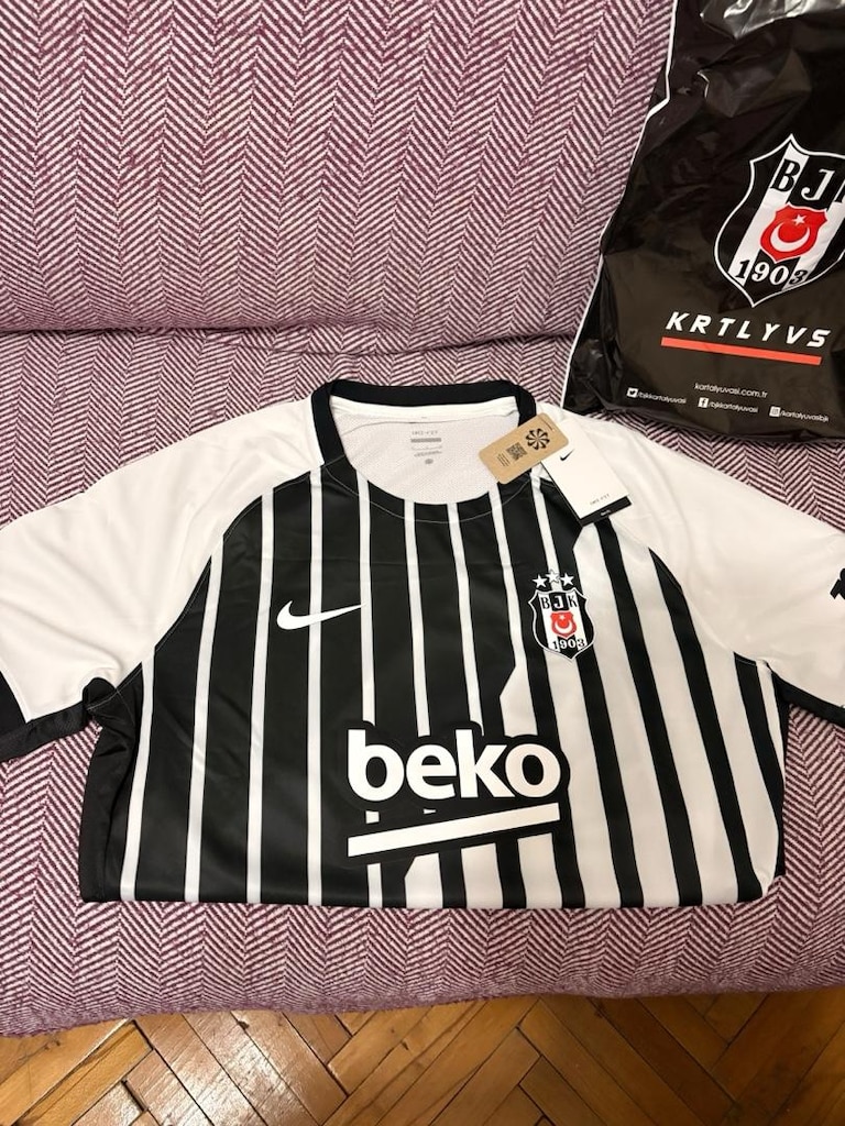 sıfır orijinal Beşiktaş forması