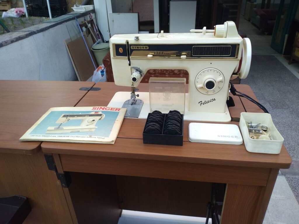 SINGER FELICITA 1288 – MOBİLYALI KONSOL TİPİ DİKİŞ MAKİNESİ YENİ AYARI - 4