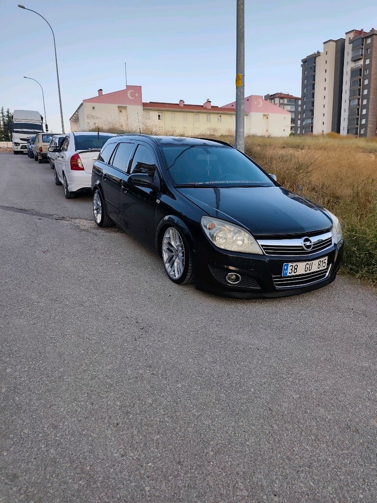 Opel Astra H kasa SW - 5