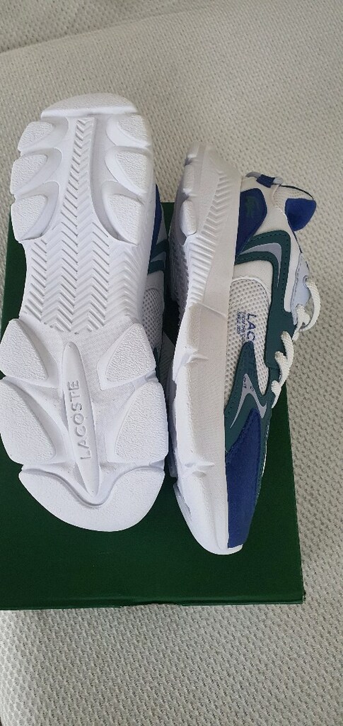 Lacoste çocuk ayakkabı. Ücreti hayır kurumlarına verilecektir - 5