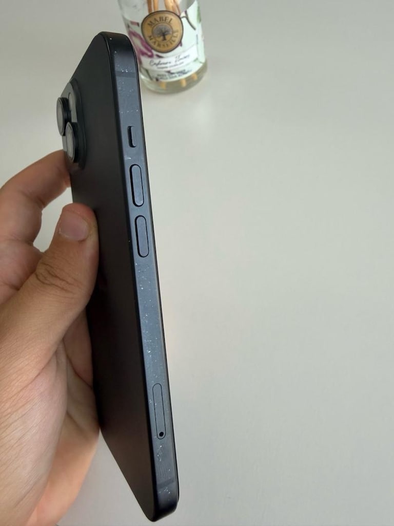 iPhone 15 128 GB Siyah | Temiz Kullanılmış | Kutu Ve Aksesuar - 6