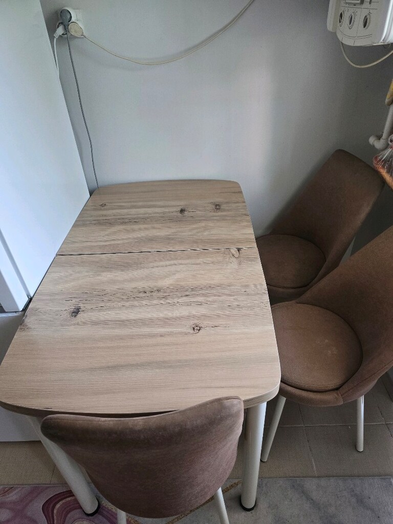 Açılır Mutfak Masası ve 3 sandalye temiz - 2