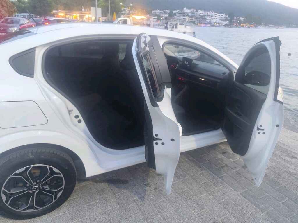 Ögretmenden Otomatik Vites Tailant 1.0Turbo - 2