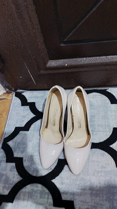 pudra rengi stiletto