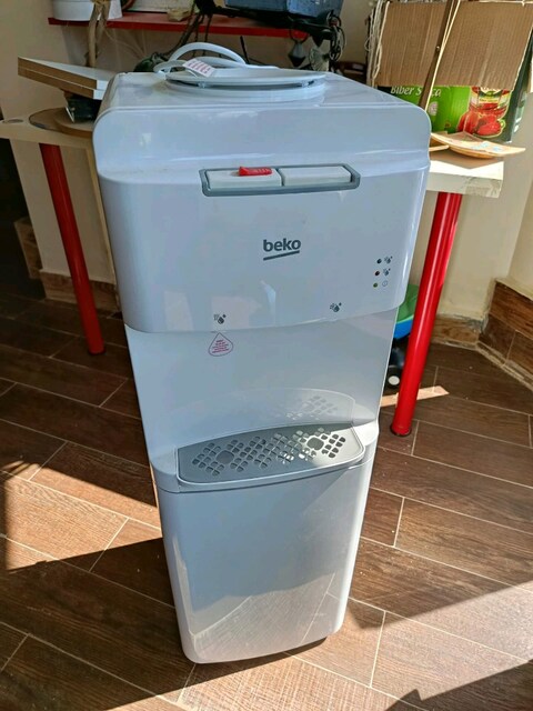 Beko su sebili