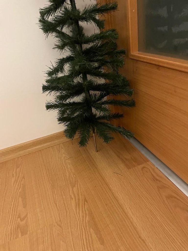 Yapay Yeşil Yılbaşı Çamı 130 cm boy - 4
