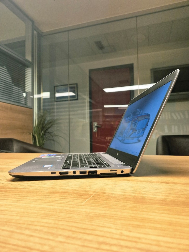 Laptop HP i5 İşlemci 256GB SSD 8GB DDR4 Ram Pili Sağlam - 4