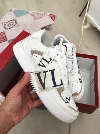 VALENTİNO GARAVANİ SNEAKERS