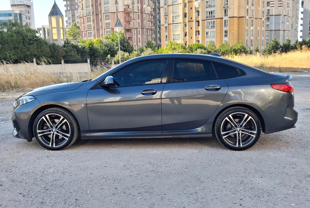 Bmw 2.18i First Edition M Sport Hayalet Ekran - Cam Tavan - Full Paket - 4