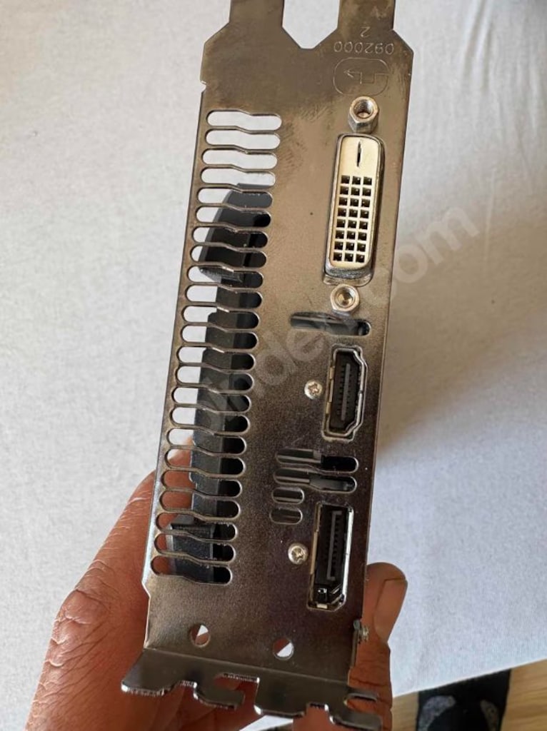 Sapphire PULSE Radeon RX 560 4GB ekran kartı - 4