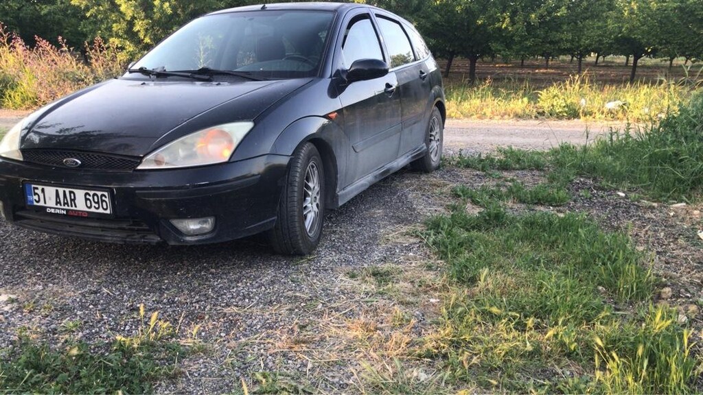 2002 fort focus 1 - 4