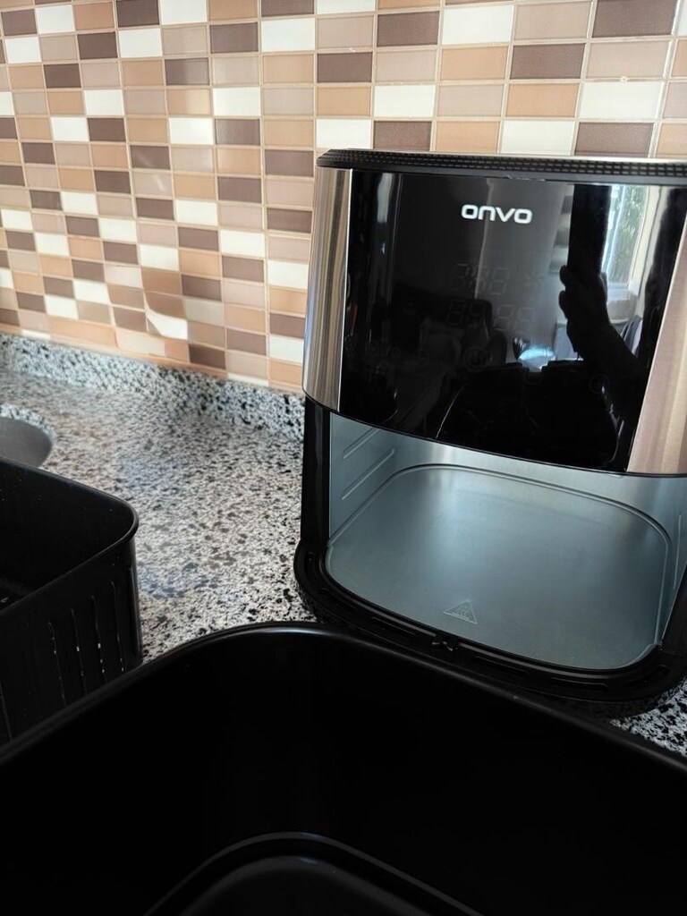 Onvo Airfryer 8 Litre - 2