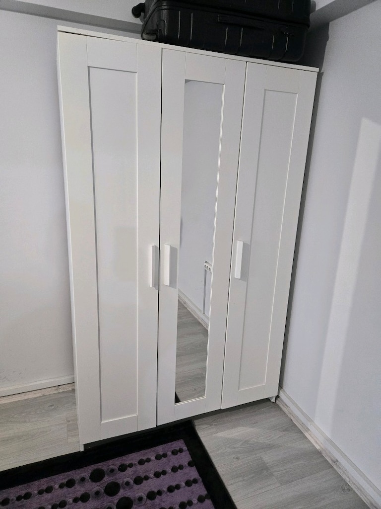 3 Kapılı İKEA Gardrop