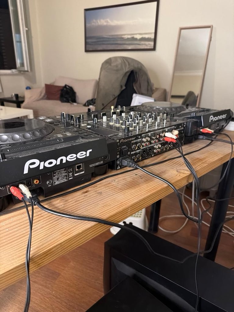Pioneer DJ Mikser - 4