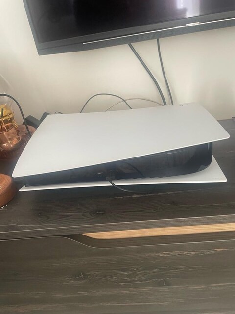 Ps5 Standart/ Dijital Versiyon - 2 Kol + Şarj İstasyonu