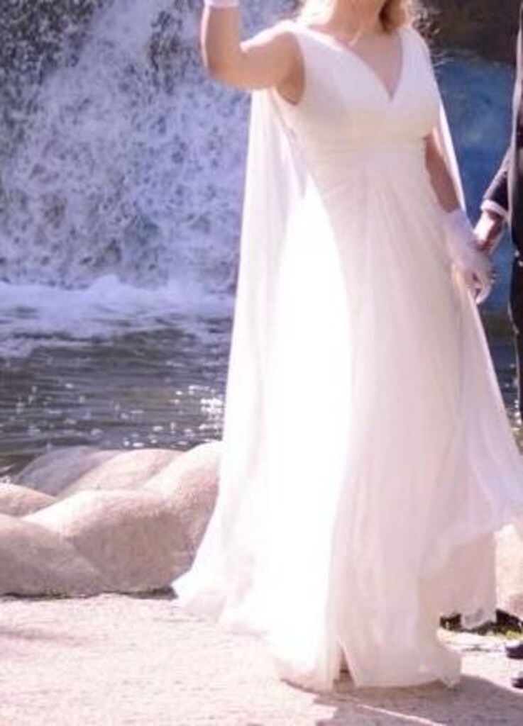 Beyaz Nikah elbisesi, Beyaz Elbise - 3
