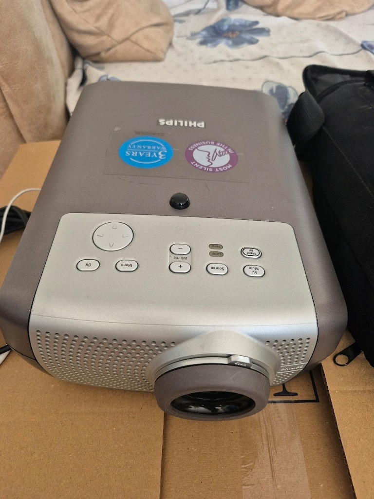 Philips projeksiyon cihazı