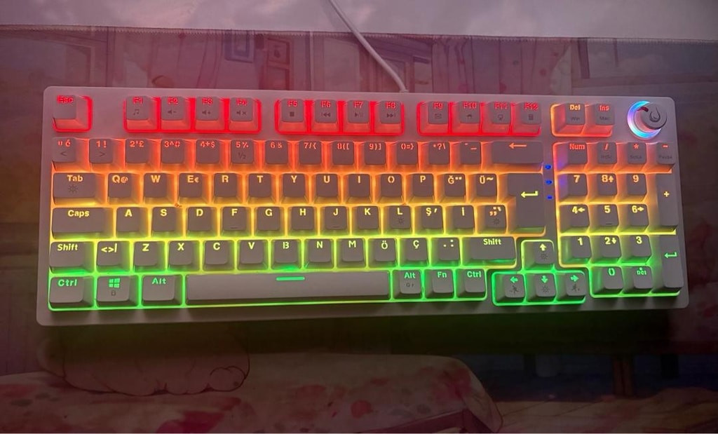 Rampage ENIGMA RGB Mekanik Gaming Klavye – Beyaz - 6