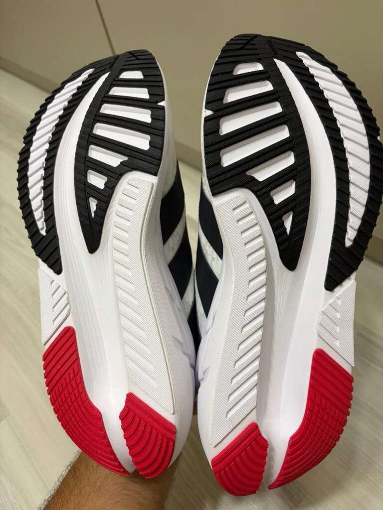 Adidas Adistar 4 Beyaz Koşu Ayakkabısı - 7