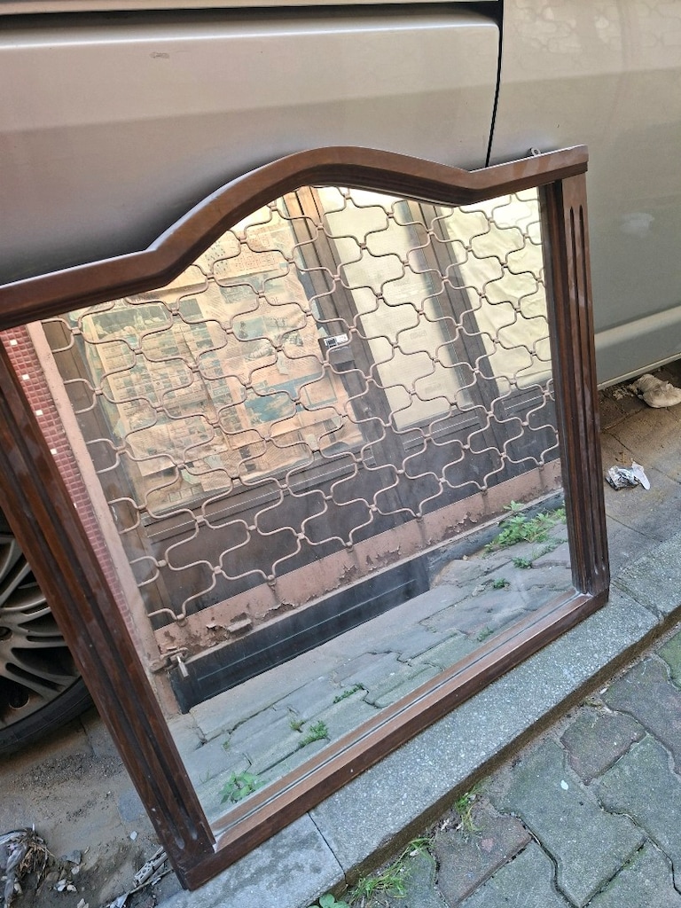 antika ahşap çerçeve ayna