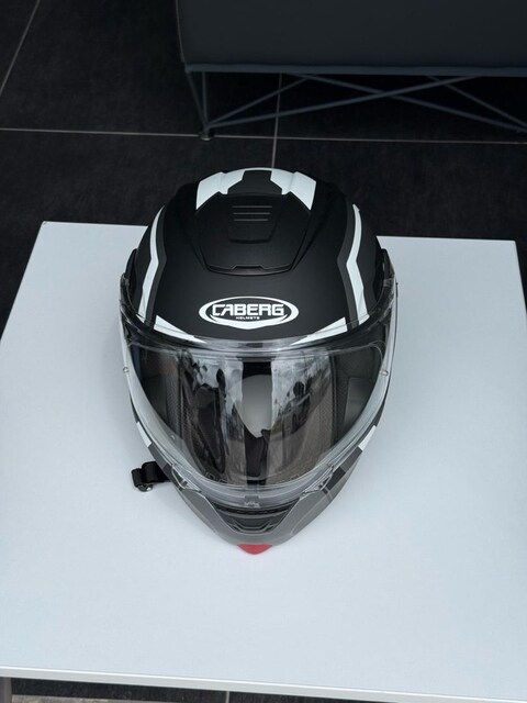 CABERG 1 yıllık az kullanılmış premium kask
