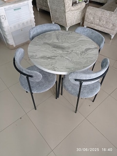 sıfır 4 kişilik yemek masası - 3
