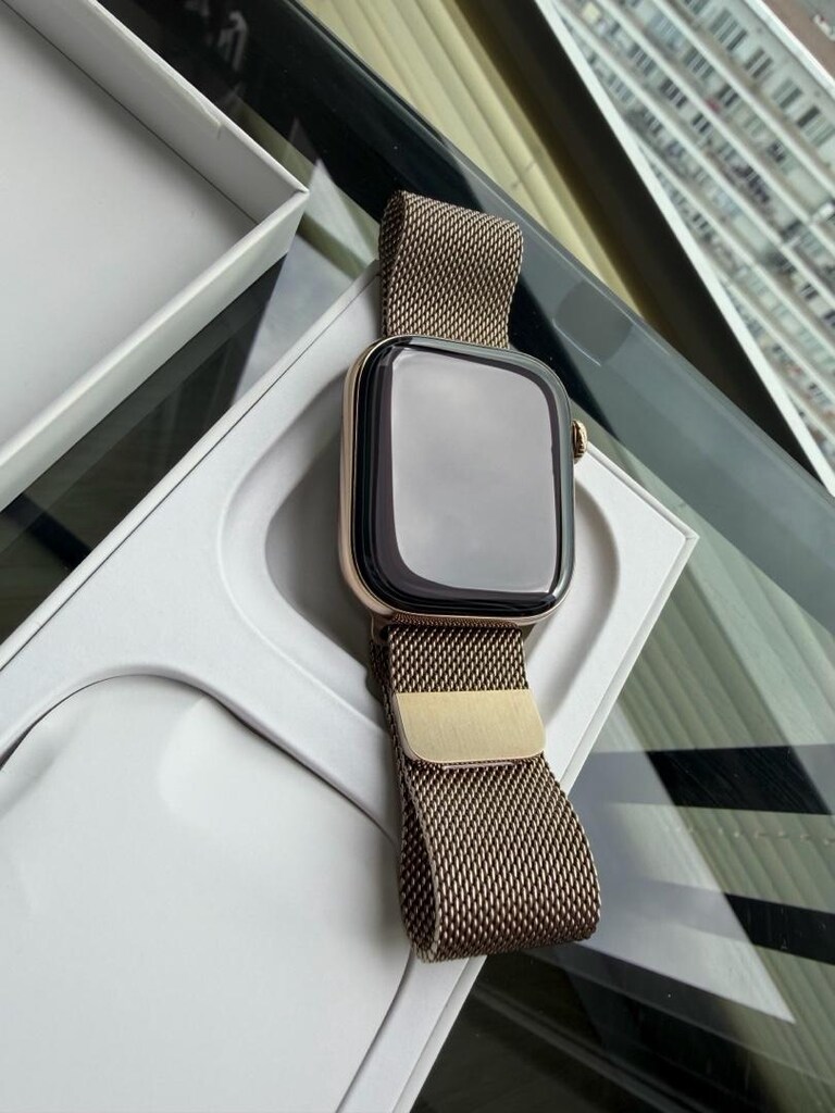 Apple Watch Series 11 GPS + Cellular, 42 mm Altın Rengi-SIFIR - 2