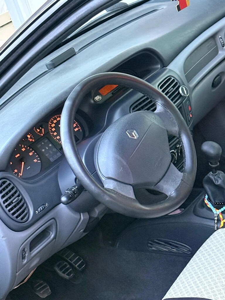 Safkan benzinli hiç LPG görmemiştir 2.0 2000 model.288000 km - 16