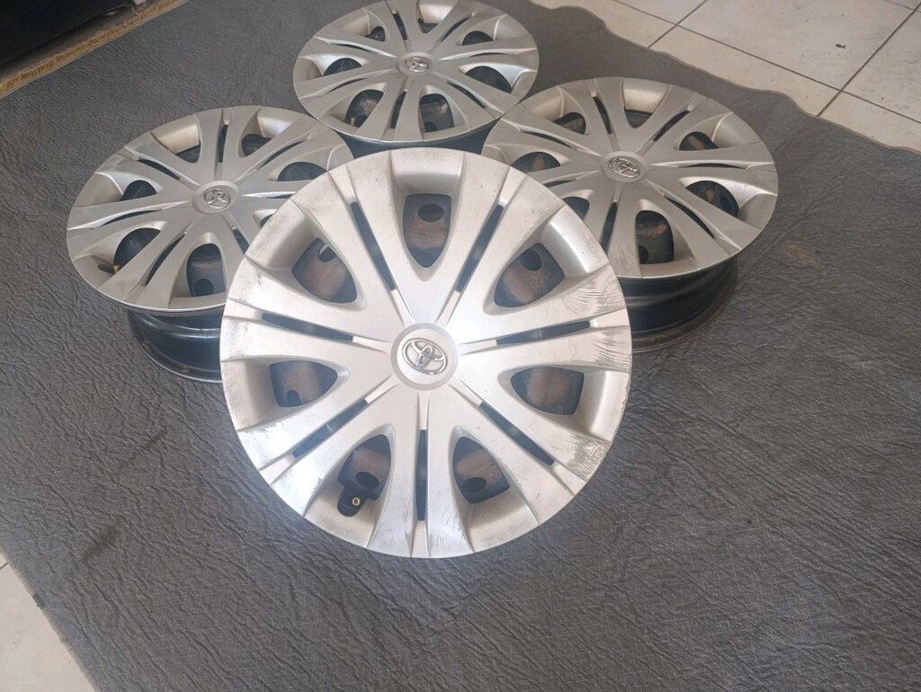 16 5x114.3 uyumlu orjinal toyota karajant kapak - 2