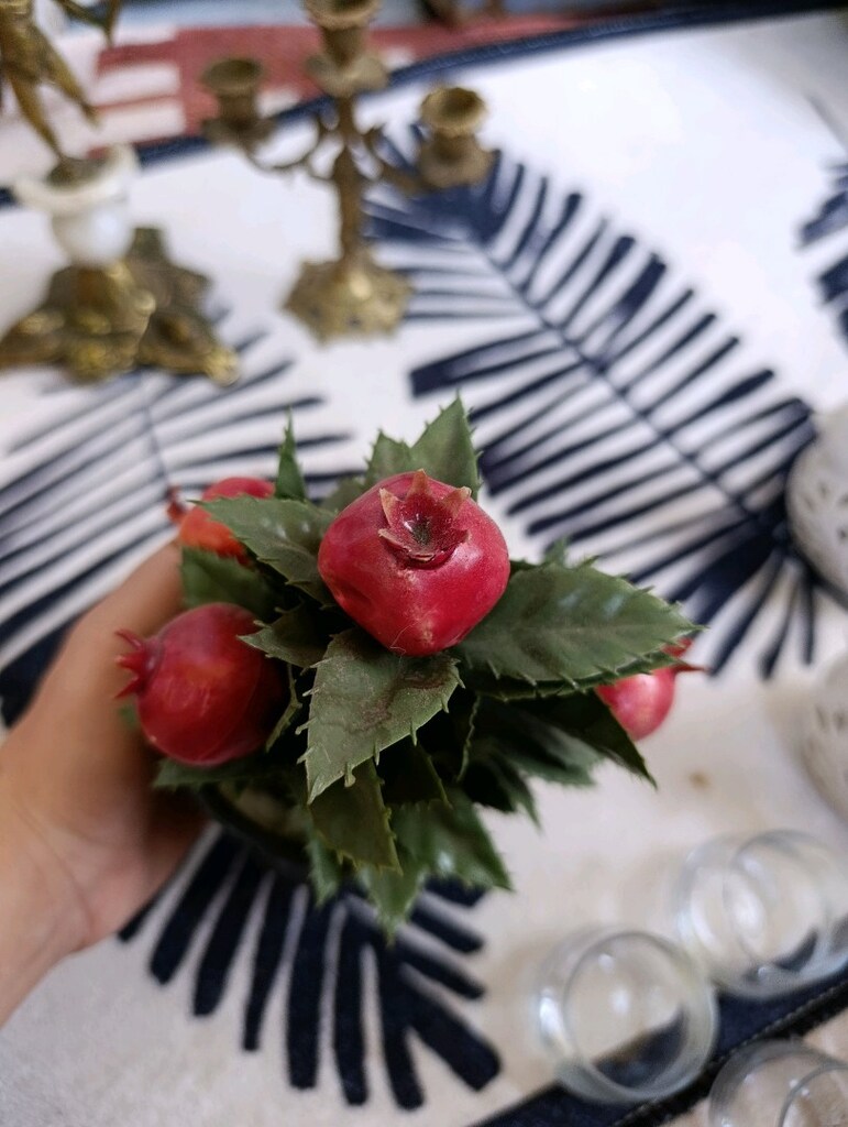 Siyah Saksıda Mini Yapay Nar Çiçeği - 2