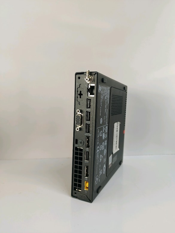 Lenovo Mini Pc Thinkcenter M7100Q - 4