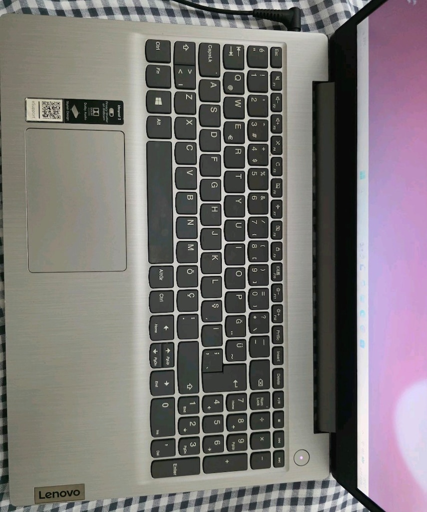 Lenovo ideapad 3 - 2