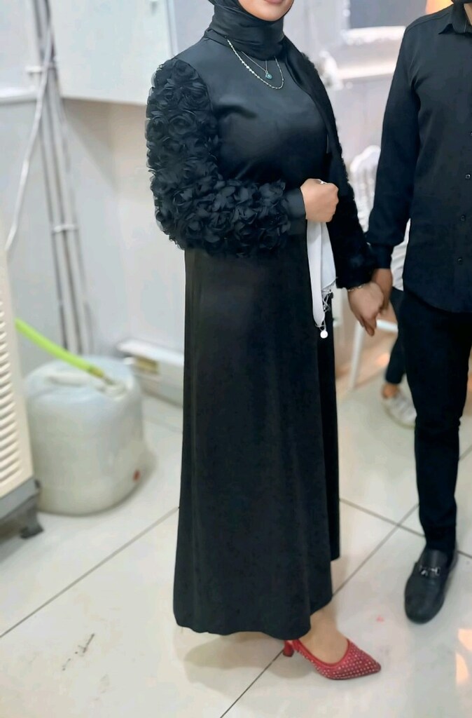 siyah saten abiye elbise