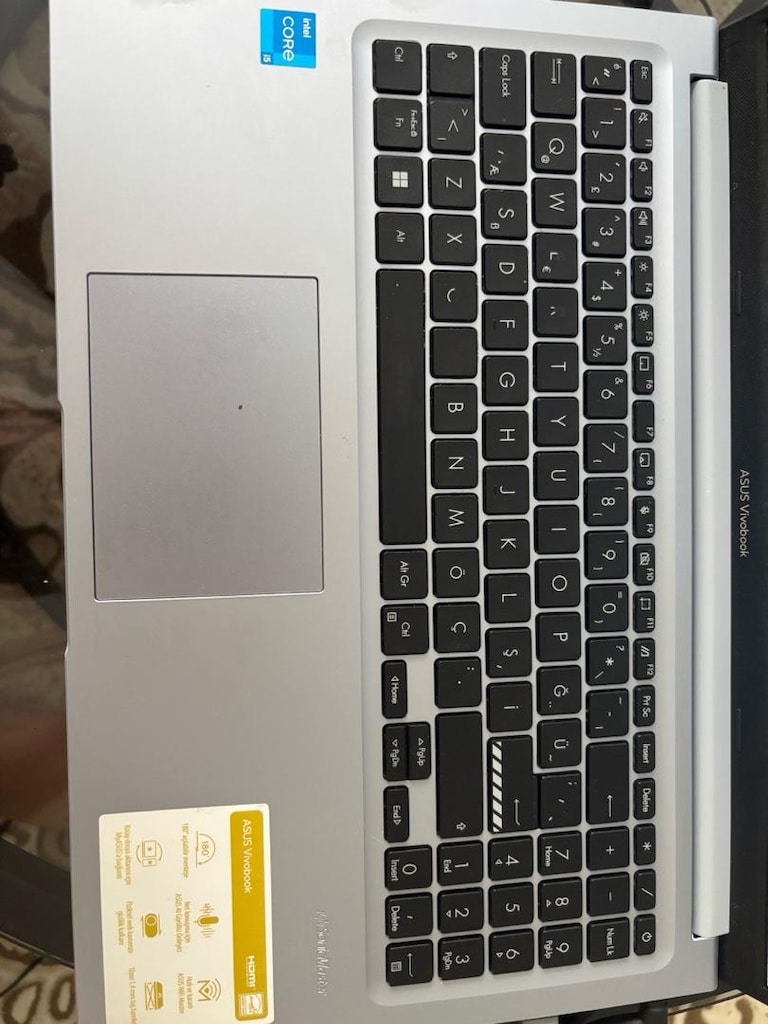 ASUS Vivobook - 4