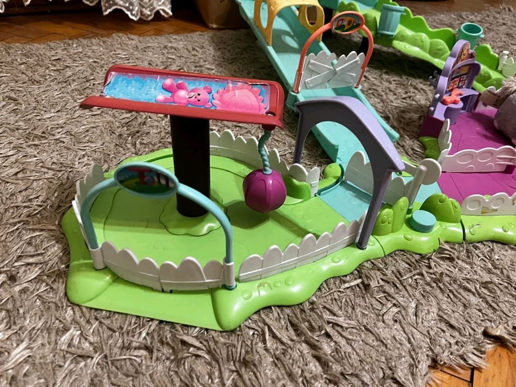 FURREAL FRIENDS FURRY FRENZIES SCOOT & SCURRY CITY HASBRO - 2