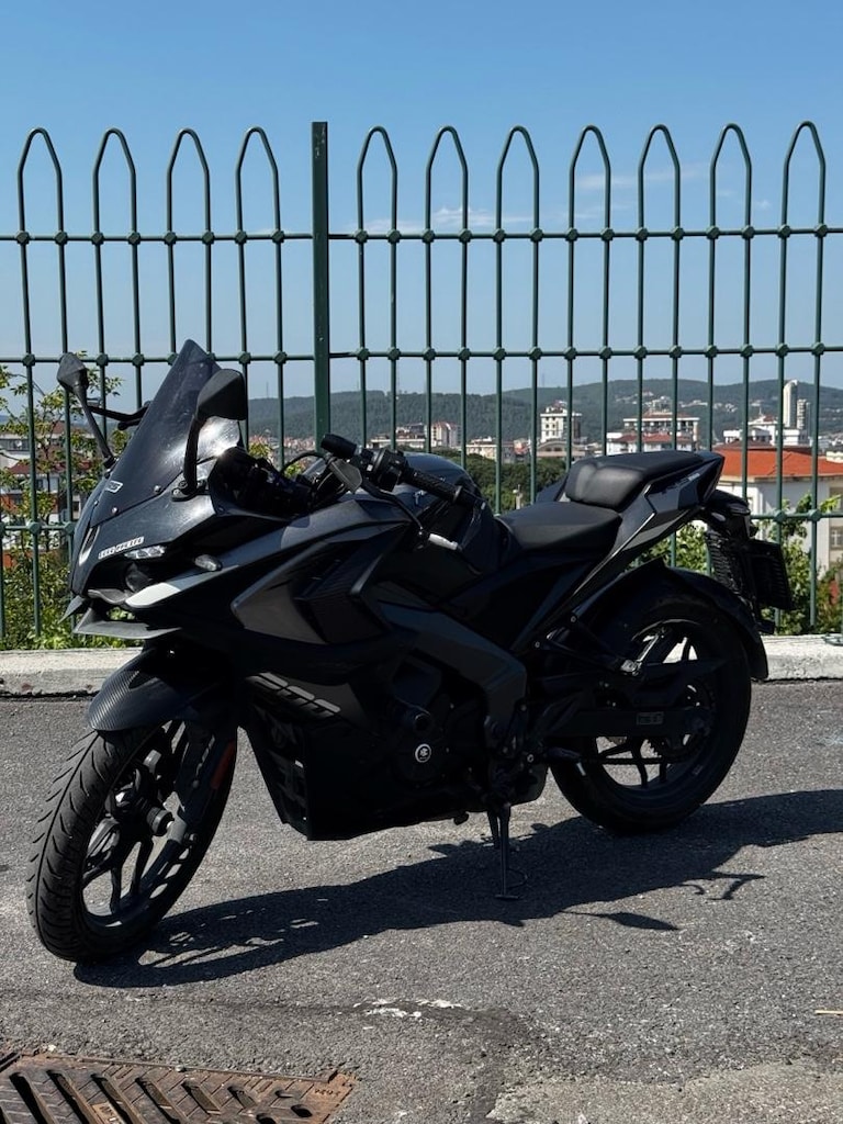 Temiz bakımlı RS200 - 6