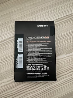 Samsung 2.5 sata ssd 512GB - 2